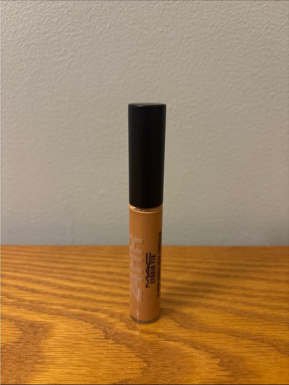 MAC 24HR Studio Fix Concealer in “NW40”